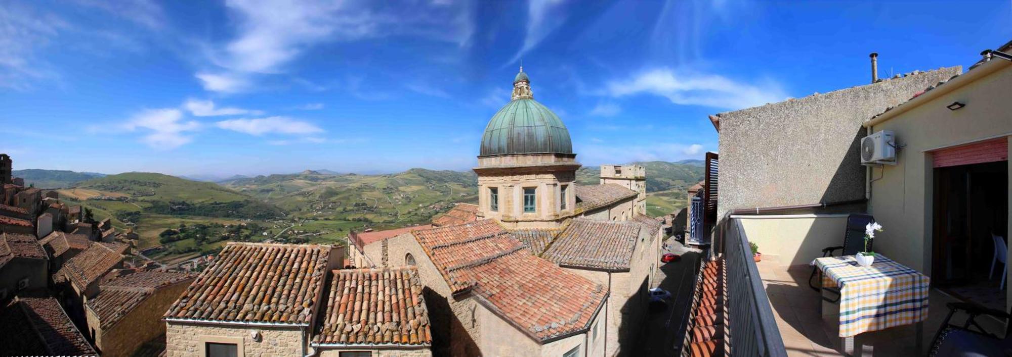 Al Centro Villa Gangi Bagian luar foto