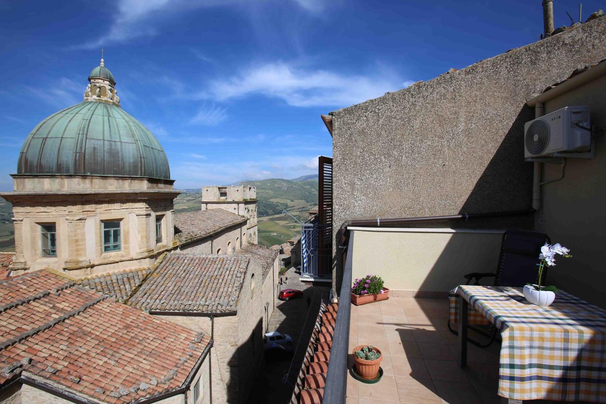 Al Centro Villa Gangi Bagian luar foto